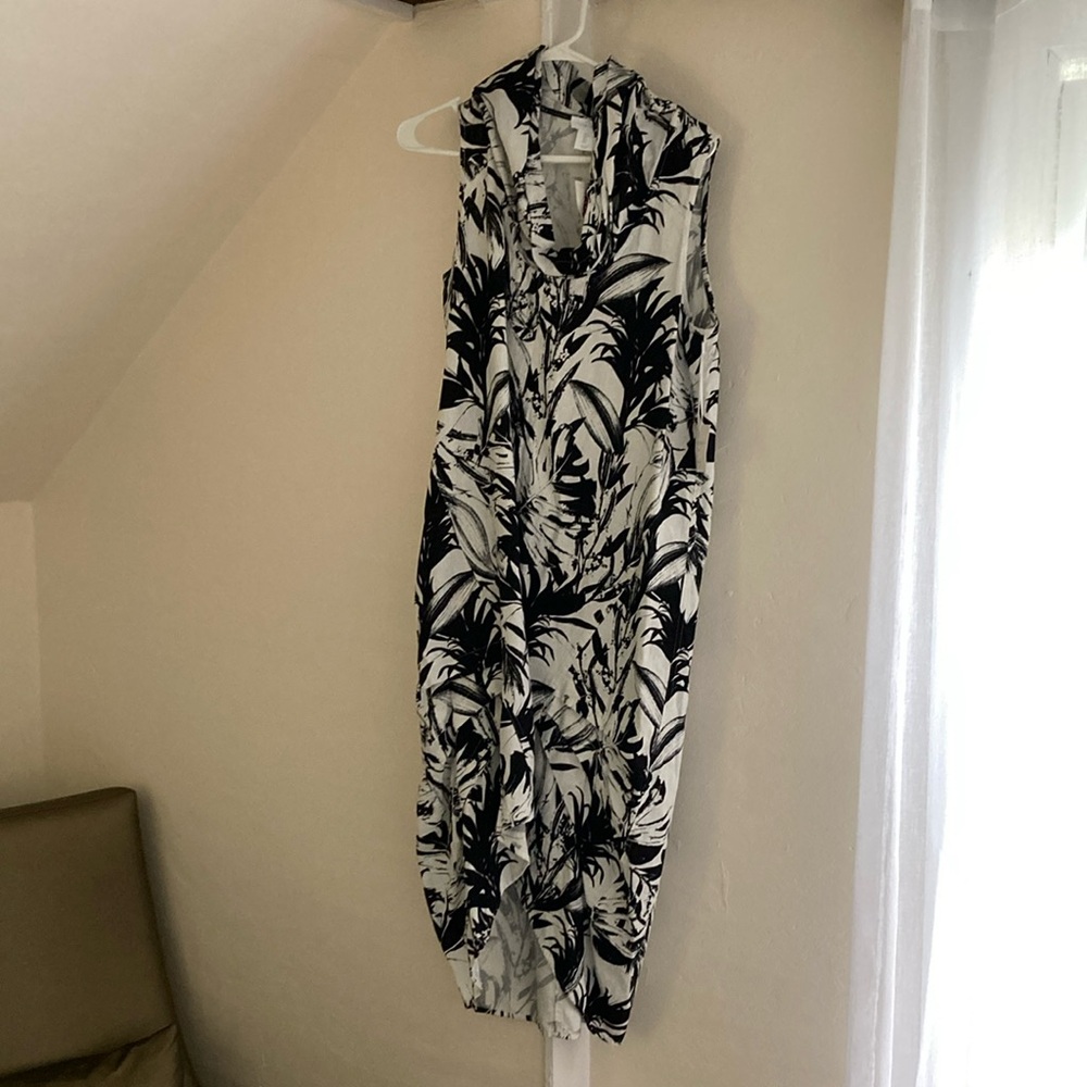 Cynthia Rowley linen blend sleeveless hi- lo dress. Size Large.
